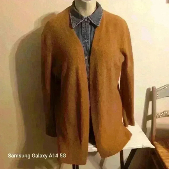 Women's Marino Wool Alpaca Blend Camel Color Buttonless Cardigan Madewell SizeS - Picture 1 of 6